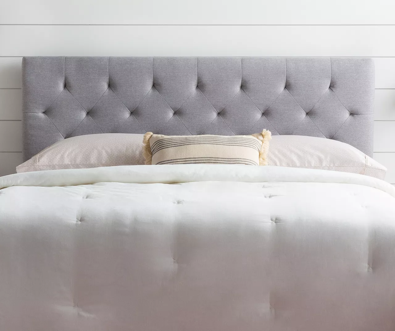 Brookside Emmie Upholstered Headboard 7 Brookside Emmie Upholstered Headboard - Image 7